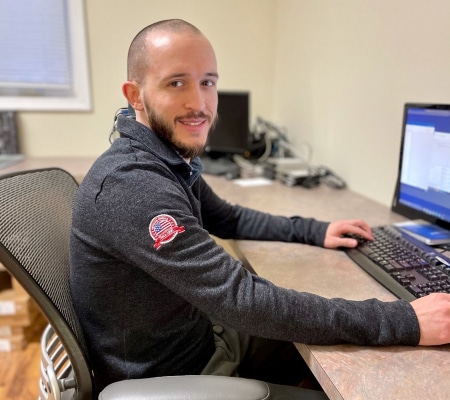 Jake Oliver PC Quest